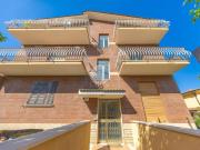 Trilocale in vendita a Roma via Frontone, 1, Corcolle