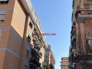 Trilocale in vendita a Roma via Mario Musco, Ardeatino...