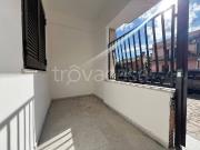 Trilocale in vendita a Roma via Montemesola, Torre Gaia