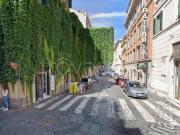 Trilocale in vendita a Roma via Panisperna, Monti