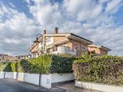 Trilocale in vendita a Roma via Rainone, 20, Borghesiana