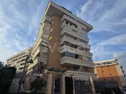 Trilocale in vendita a Roma via Riva Ligure, Pisana Bravetta