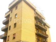 Trilocale in vendita a Roma via Vernio, Fidene