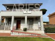 Trilocale in vendita a Roma viale dei Promontori, 167,...