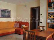 Trilocale in vendita a Rozzano via Alberelle, 53