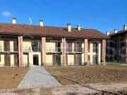 Trilocale in vendita a San Donato Milanese via Ipazia di...