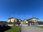 Trilocale in vendita a Santa Cristina e Bissone via...