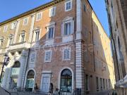 Trilocale in vendita a Senigallia piazza Roma