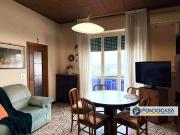 Trilocale in vendita a Seregno via Achille Grandi,...