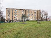 Trilocale in vendita a Solaro via Cinque Giornate