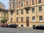 Quadrilocale in vendita a Torino via Luigi Cibrario, 32,...