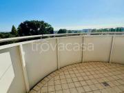 Trilocale in vendita a Venezia via Riccardo Zandonai, 1,...