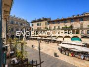 Trilocale in vendita a Verona piazza delle Erbe, 29,...