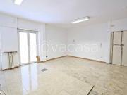 Trilocale in vendita a Verona piazza Renato Simoni, Valverde