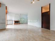 Trilocale in vendita a Vimercate via Fratelli Cervi, 3