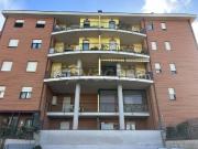 Trilocale in vendita a Viterbo via Raffaello Sanzio,...