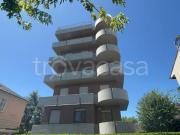 Trilocale in vendita a Voghera via Enrico Pozzoli, 3