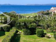 Trilocale in vendita ad Arzachena via Capo Ferro