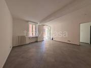 Trilocale in vendita ad Asti via Giosuè Carducci, Centro...