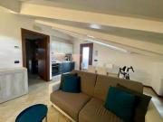 Trilocale Mansardato in Residence con Piscina a Puegnago...