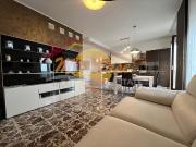 Trilocale ristrutturato in viale teracati, Siracusa