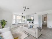 Trinity Road, London SW18, 1 bed flat to rent, £3,500...