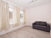 Trinity Road, Tooting Bec SW17, 1 bed flat to rent,...