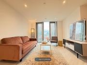 Trinity Way, Manchester M3, 2 bed flat to rent, £1,950...