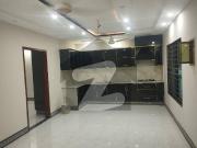 Triple Storey 5 Marla House Available In Model Town... Triple Storey 5 Marla House Available In Model Town...