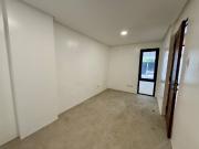 Triple Storey Luxury: Expansive 5BR Home in UP Village,...