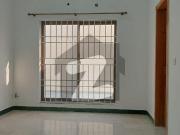 Triple Story House 7 Bed Attach Bath 3 Kitchen E 11