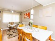 TRIPLES COM 3 SUITES EM CONDOMINIO FECHADO