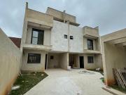 Triplex com amplo terraço