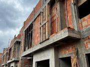 TRIPLEX EM FASE DE CONSTRUÇÃO NÃO GEMINADO