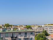 Triplex en dernier étage avec vue dégagée, Mazargues,...