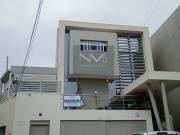 TRIPLEX EN GRAND BOURG EN ESQUINA, A METROS DE AVDA. SAVIO