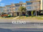 Triplex en venta con jardín en Portezuelo, Nordelta