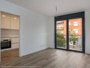 Tríplex en venta en Cornellà de Llobregat, El Pedró....