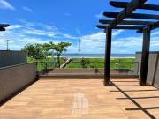Triplex vista mar em Praia de leste
