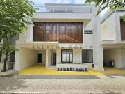 Triplex na praia de Cambury com 5 quartos para venda...