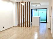 TRIPLEX PREMIUM A ESTRENAR 5 AMBIENTES COCHERA JARDIN