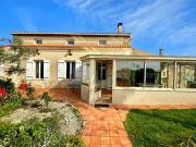 Trizay 17250 Achat / Vente maison 8 pièces t8 piscine...