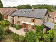 Trois demeures authentiques dans un havre de nature...