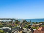 Trophy apartment with harbour and ocean panoramas