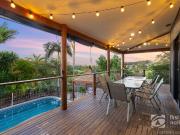 Tropical Haven in Forster: 5 Bedroom Entertainer's Dream