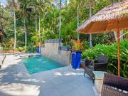 Tropical Retreat in a Quiet Cul de Sac Ultimate...