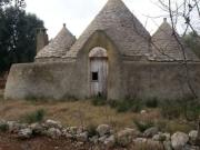 TRULLO STORICO CON TERRENO DI MQ 8.000 ALTO SALENTO