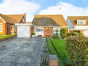 Truro Gardens, Luton