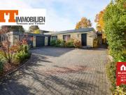 TT bietet an: Exklusiver Flachdach Bungalow mit Sauna...