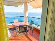 Tu Hogar en Primera Línea de Playa en Villajoyosa...